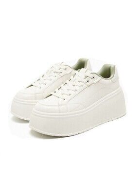 Zara Flatform Platform Low Top Sneaker in Tripple White
